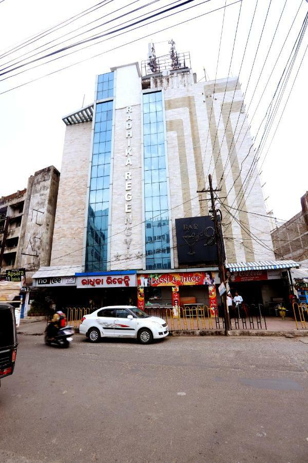 Hotel Radhika Regency Rourkela Экстерьер фото