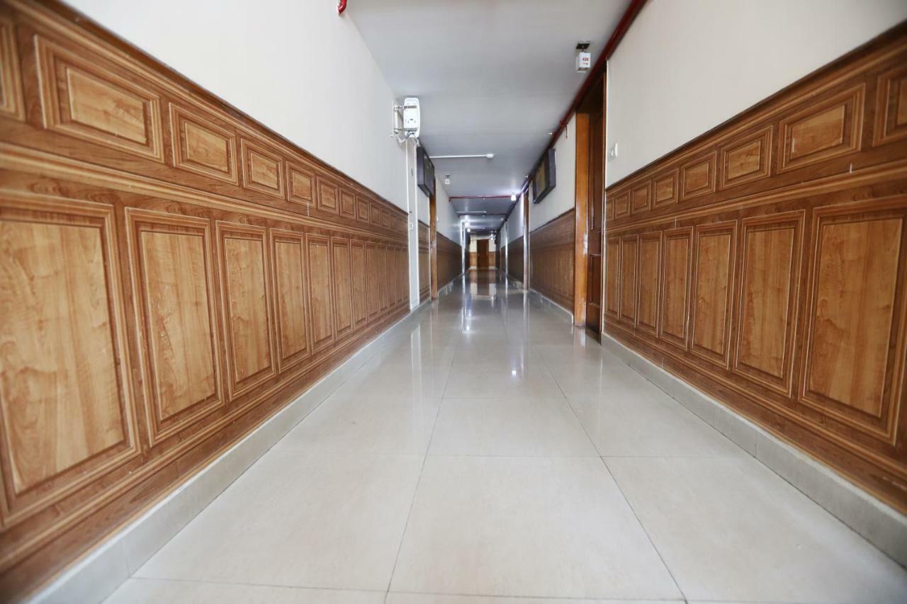 Hotel Radhika Regency Rourkela Экстерьер фото