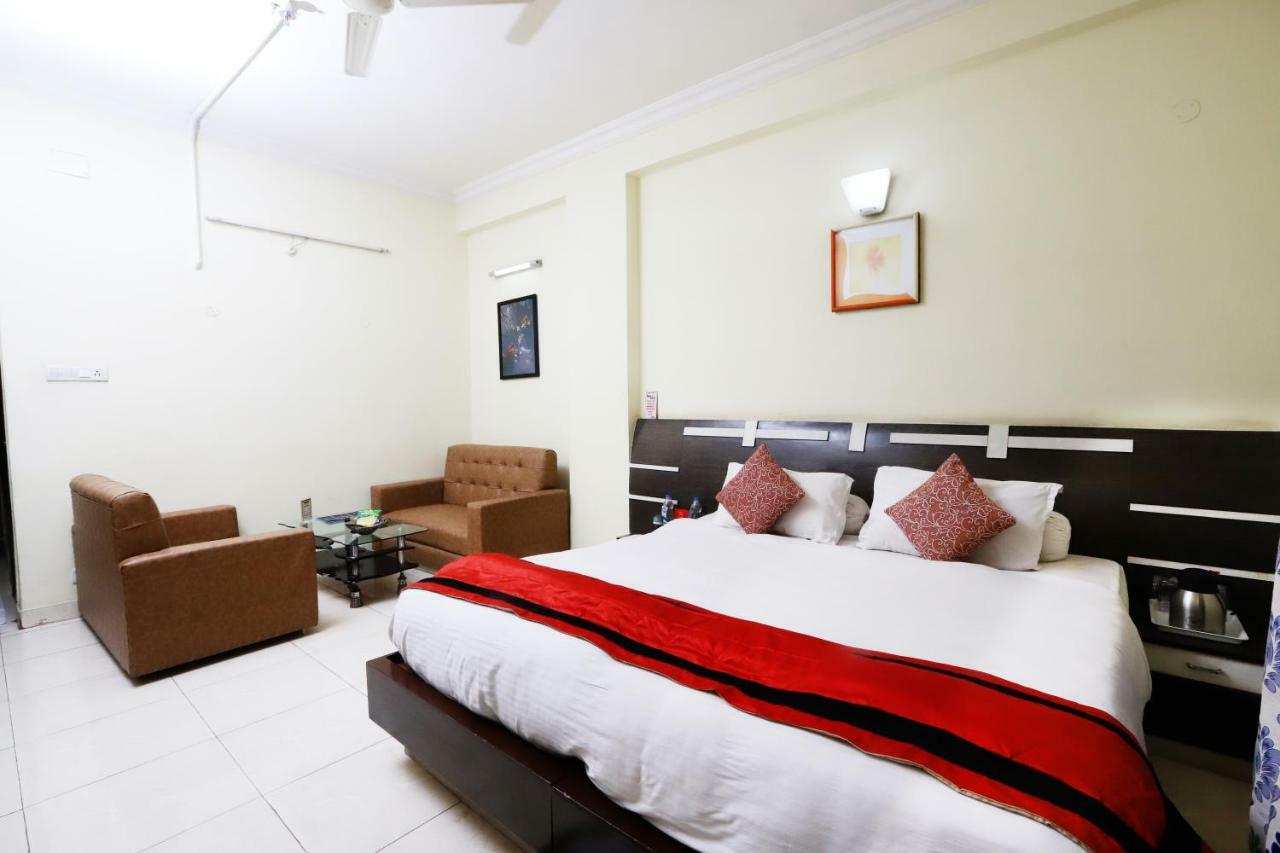 Hotel Radhika Regency Rourkela Экстерьер фото
